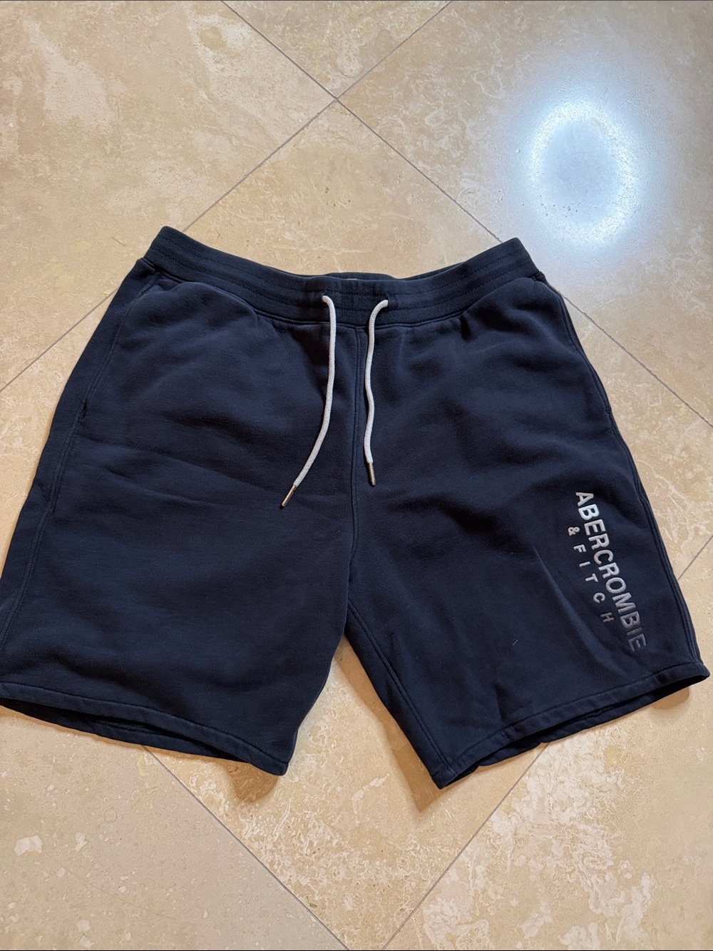 💙Abercrombie & Fitch Men’s Black Logo Fleece Shorts💙